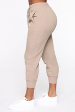 Load image into Gallery viewer, Don't Miss You Lounge Joggers - Mocha
