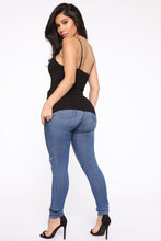 Load image into Gallery viewer, Sophia Ribbed Seamless Tank - Black
