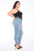 Load image into Gallery viewer, Sophia Ribbed Seamless Tank - Black
