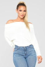 Load image into Gallery viewer, Andi Long Sleeve Top - White
