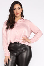 Load image into Gallery viewer, Got To Take Care Of Business Top - Blush
