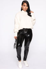 Load image into Gallery viewer, Soft Touch Pullover - Cream
