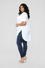 Load image into Gallery viewer, Laid Back Tee - White
