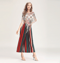 Load image into Gallery viewer, Floral Crochet Top - White Combo
