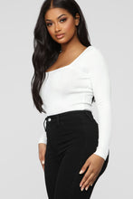 Load image into Gallery viewer, Fay Bodysuit - Off White

