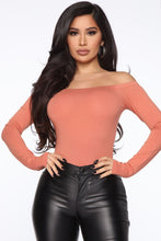 Load image into Gallery viewer, Day To Day Off Shoulder Bodysuit - Rose

