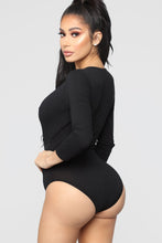 Load image into Gallery viewer, Gwen Bodysuit - Black
