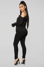 Load image into Gallery viewer, Show Me More Top - Black
