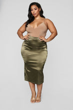 Load image into Gallery viewer, Sleek And Slay Bodysuit - Mocha

