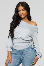 Load image into Gallery viewer, Rawan Ruched Top - Heather Grey
