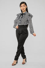 Load image into Gallery viewer, Brooklyn Top - Black/White

