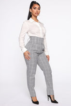 Load image into Gallery viewer, Oh So Fresh Button Down Shirt - White
