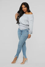 Load image into Gallery viewer, Rawan Ruched Top - Heather Grey
