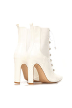 Load image into Gallery viewer, Hold On Bootie - White
