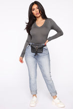 Load image into Gallery viewer, Basic Long Sleeve Tee - Charcoal
