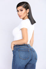 Load image into Gallery viewer, Robin Crop Top - White
