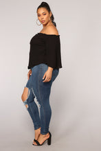 Load image into Gallery viewer, Keep It Moving Off Shoulder Top - Black
