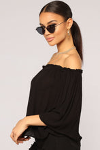 Load image into Gallery viewer, Keep It Moving Off Shoulder Top - Black
