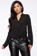 Load image into Gallery viewer, Twisted In Your Lies Top - Black
