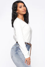 Load image into Gallery viewer, Jennifer Long Sleeve Crew Neck Tee - White
