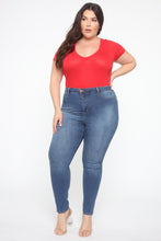 Load image into Gallery viewer, Jess V Neck Short Sleeve Top - Red
