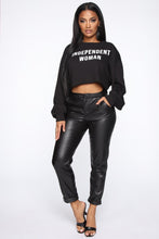 Load image into Gallery viewer, Independent Woman Sweatshirt - Black
