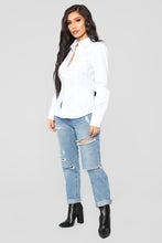 Load image into Gallery viewer, Treat You Better Shirt - White
