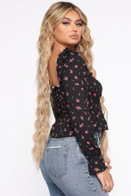 Load image into Gallery viewer, Your Favorite Place Smocked Top - Black/combo
