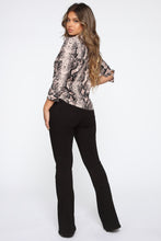 Load image into Gallery viewer, Hiss At Me Shirt - Taupe/combo

