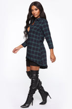 Load image into Gallery viewer, Treat Her Right Plaid Top - Green/Navy
