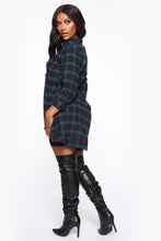 Load image into Gallery viewer, Treat Her Right Plaid Top - Green/Navy
