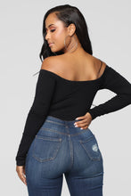 Load image into Gallery viewer, Day To Day Off Shoulder Bodysuit - Black
