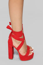 Load image into Gallery viewer, Plot Twist Heel - Red
