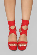 Load image into Gallery viewer, Plot Twist Heel - Red
