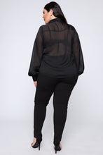 Load image into Gallery viewer, Don't Mind Showing Off Shirt - Black
