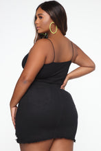 Load image into Gallery viewer, KiKi Cropped Top - Black
