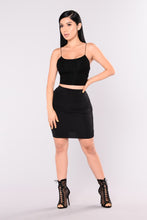 Load image into Gallery viewer, KiKi Cropped Top - Black
