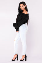 Load image into Gallery viewer, Leyla Off The Shoulder Top - Black

