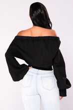 Load image into Gallery viewer, Leyla Off The Shoulder Top - Black

