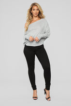 Load image into Gallery viewer, Off With His Head Top - Heather Grey
