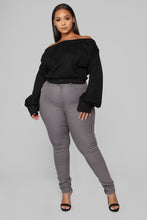 Load image into Gallery viewer, Leyla Off The Shoulder Top - Black
