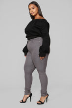 Load image into Gallery viewer, Leyla Off The Shoulder Top - Black
