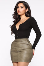 Load image into Gallery viewer, Hazel Ribbed Henley Bodysuit - Black
