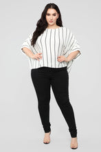 Load image into Gallery viewer, Skylar Striped Top - White/Combo
