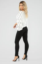 Load image into Gallery viewer, Skylar Striped Top - White/Combo
