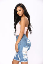 Load image into Gallery viewer, Kiki Cropped Top - Pink
