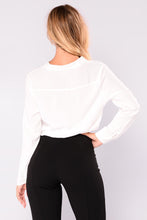Load image into Gallery viewer, Aurora Woven Top - Off White
