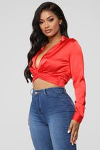 Load image into Gallery viewer, Don't Get This Twisted Top - Red
