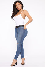 Load image into Gallery viewer, Sophia Ribbed Seamless Tank - White
