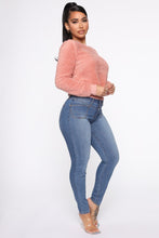 Load image into Gallery viewer, Kat Nip Fur Pullover - Mauve
